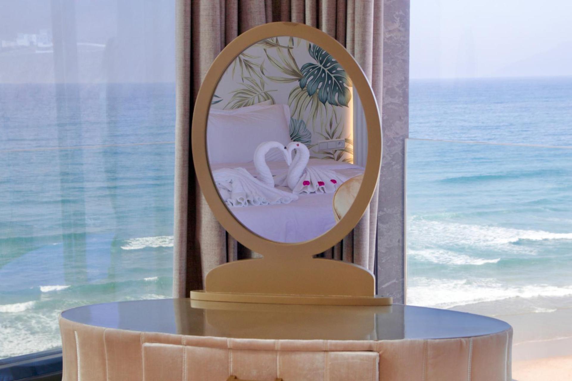 Apartamento Amwaj Appts Mirleft Exterior foto